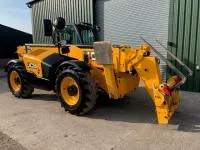 Телeскoпичeский погpузчик JCB 540-180